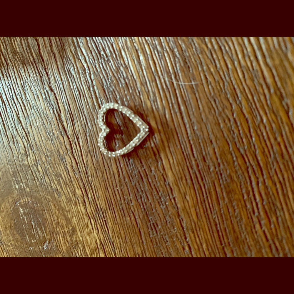 14K white diamond heart pendant .10-.24ctw